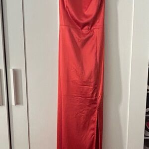 Fashion Nova Strapless Sweetheart Bodycon Gown